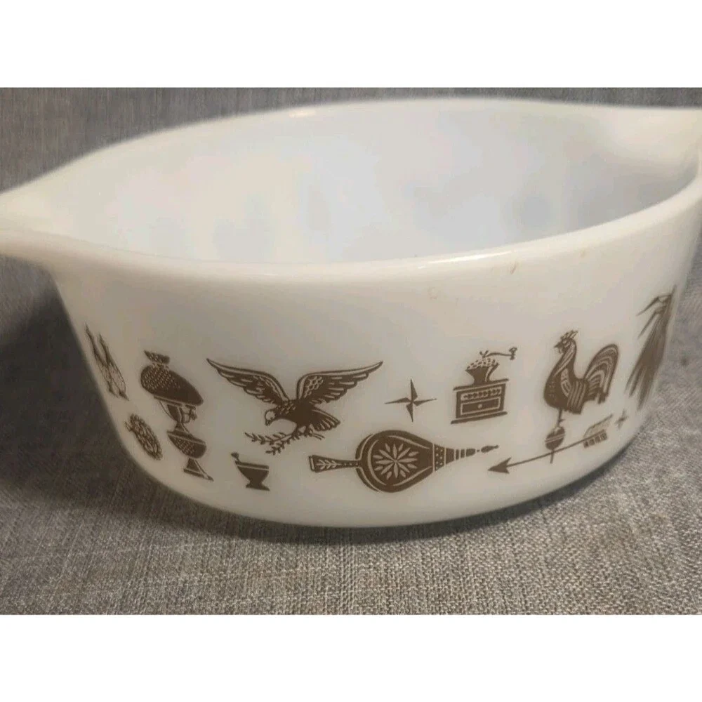 PYREX 472 1.5 PT SMALL CASSEROLE DISH EARLY AMERICAN ROOSTER FARM EAGLE 6